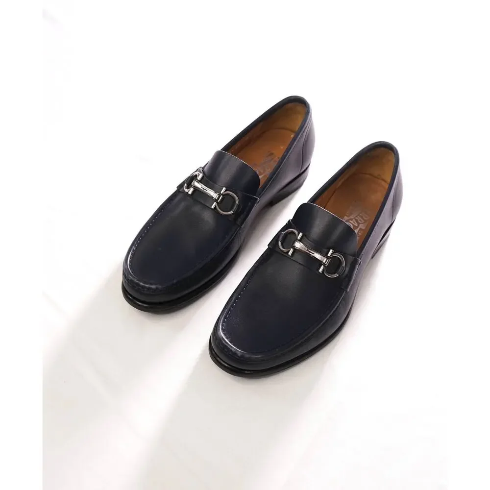 $850 FERRAGAMO - 